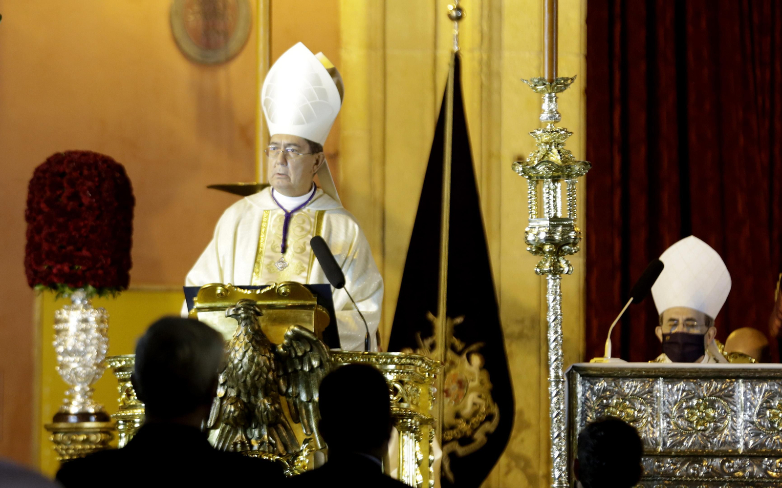 Las imágenes de la misa por el cuarto centenario del Gran Poder