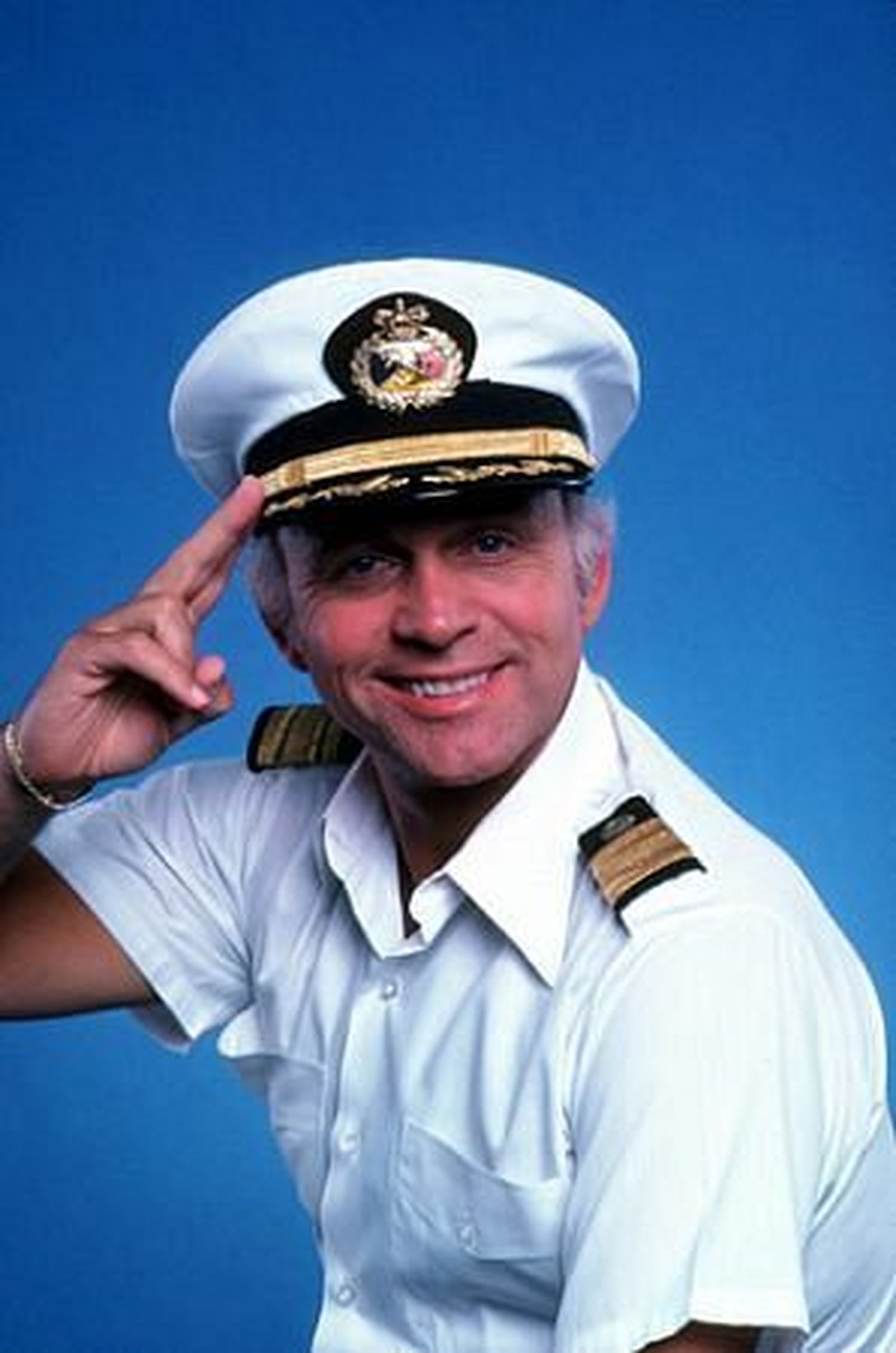 Gavin MacLeod como el capitán Stubing