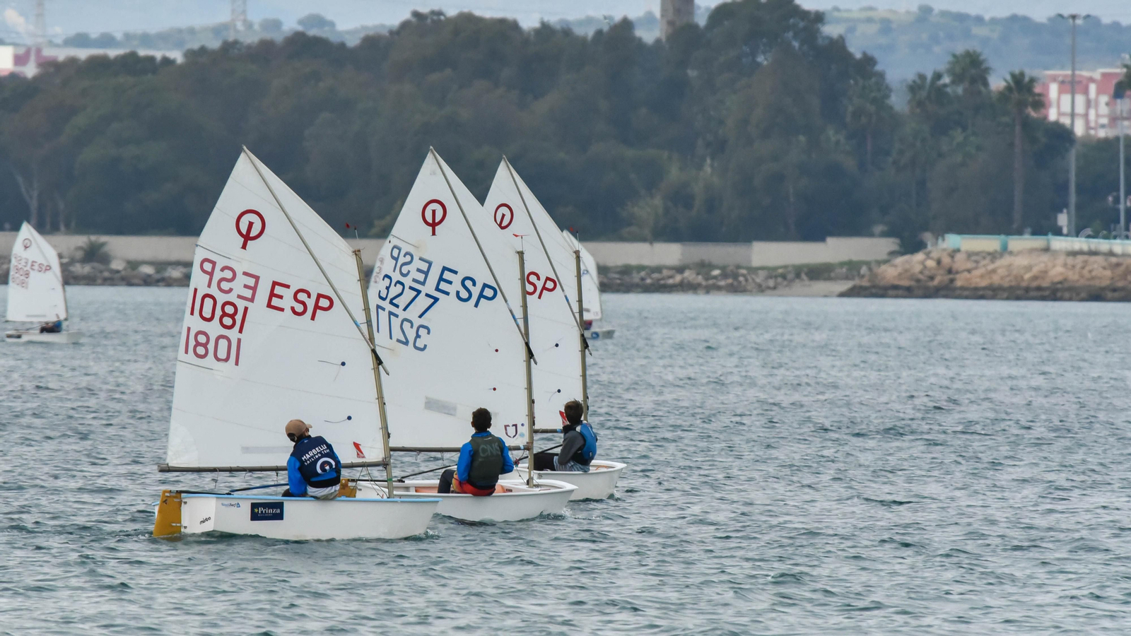 Las fotos de la primera jornada de la Copa de Andalucía de Óptimist en La Línea
