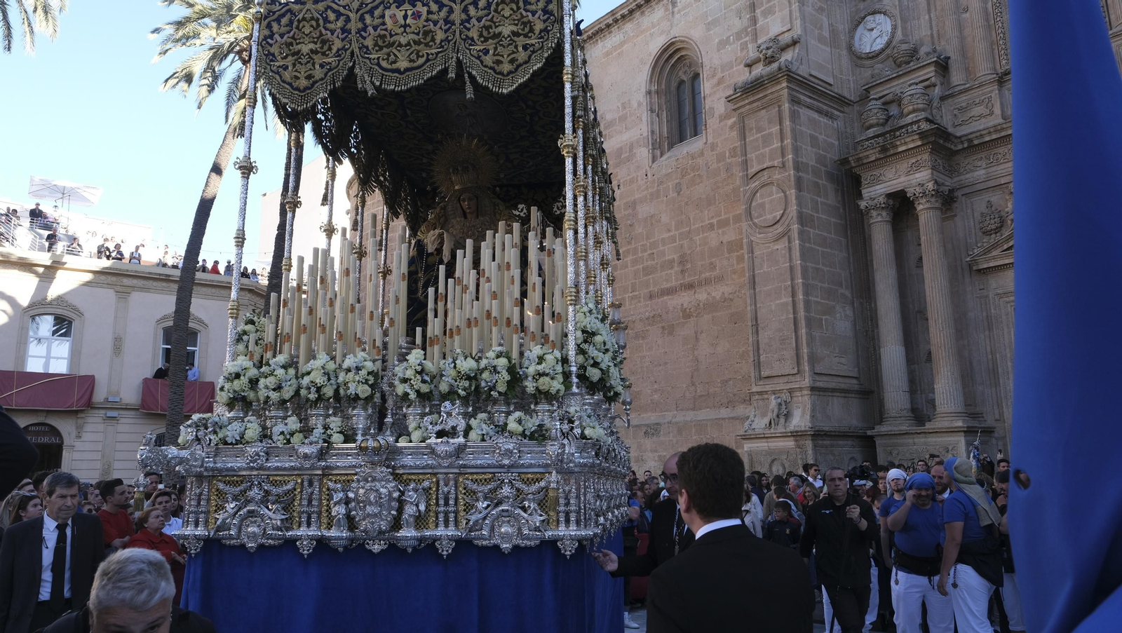 La procesión de Prendimiento en Almería, en imágenes