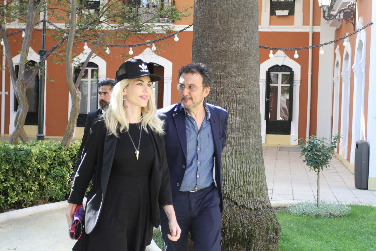 La actriz Bárbara Mori y el director de cine, Antonio Cuadri.