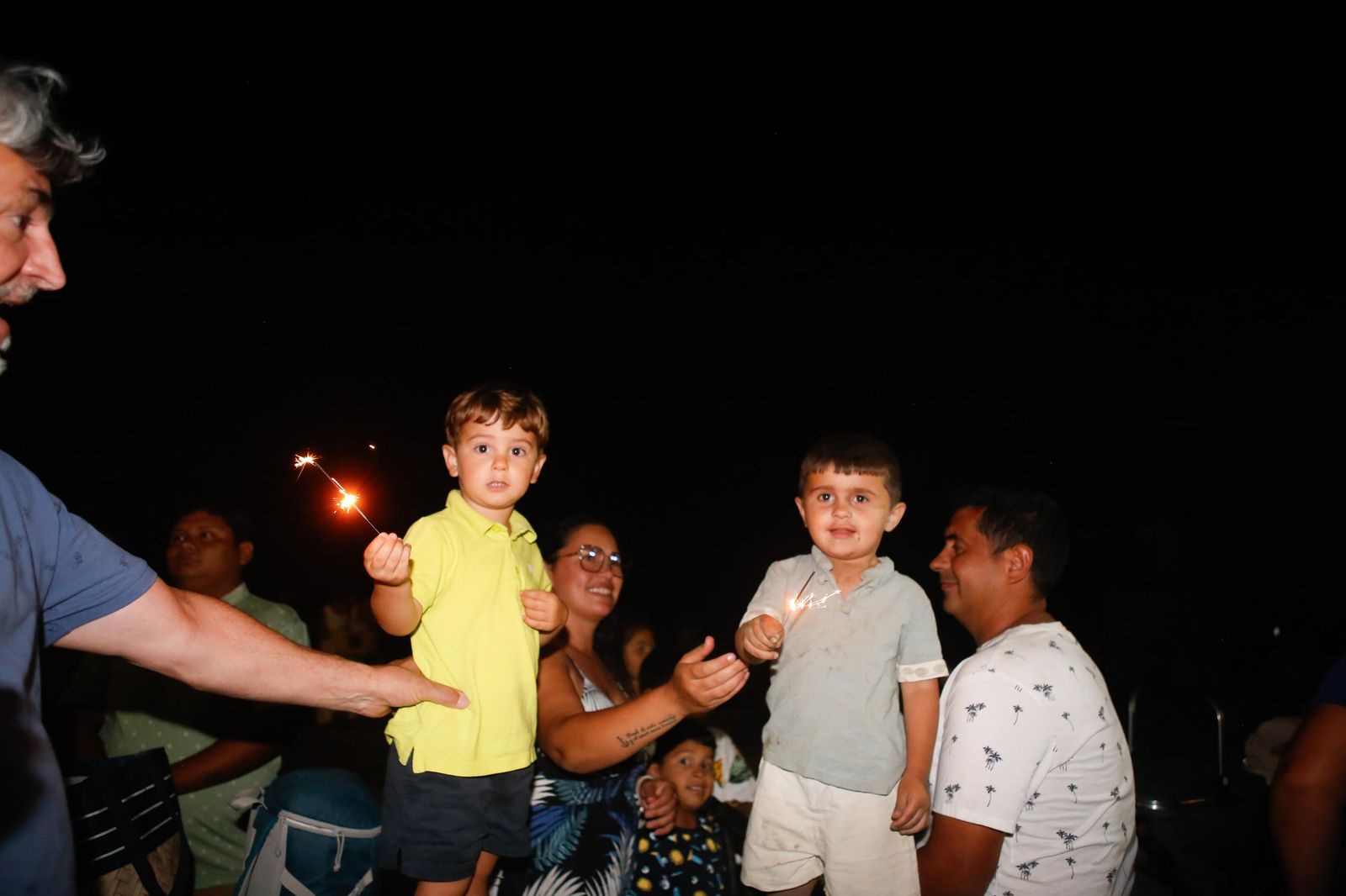 Fotos de la noche de San Juan en las playas de La Línea.