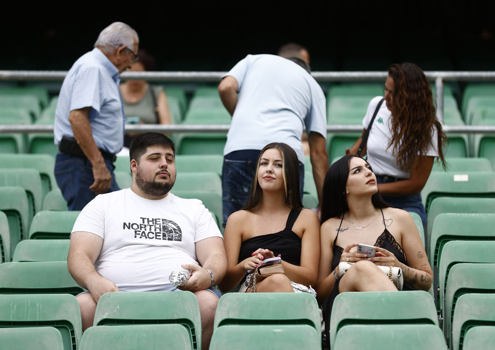 Búscate en las fotos del partido Betis-Villarreal
