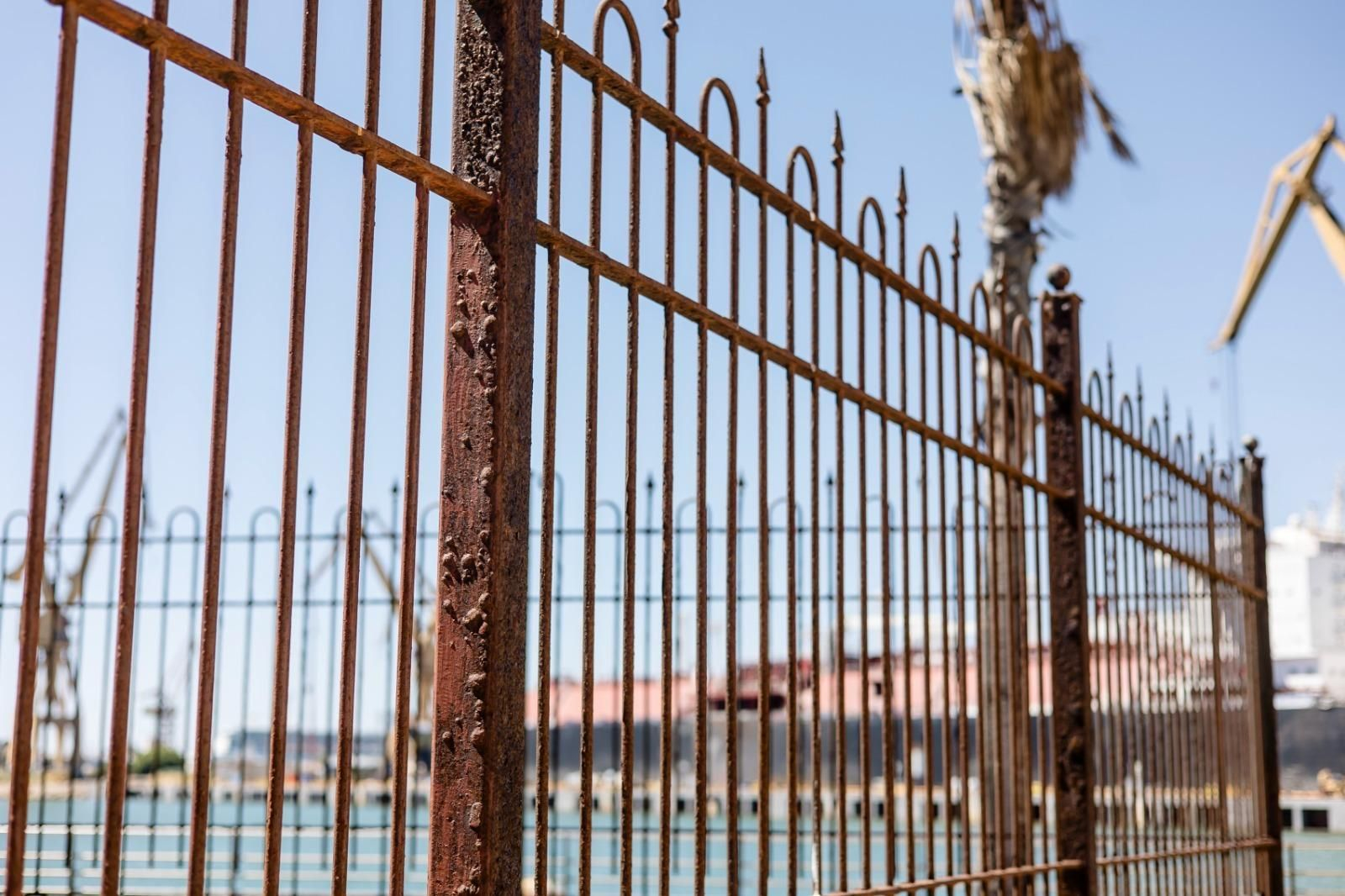 Así está el paseo del barrio de Astilleros