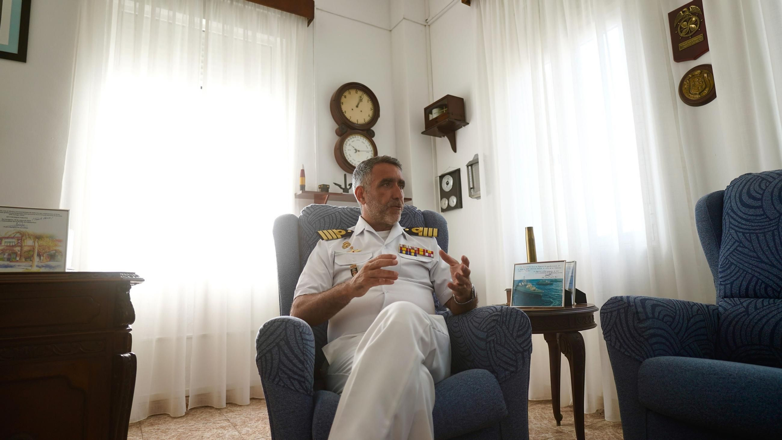 Entrevista con el comandante naval Fernando García, en la sede la comandancia de Algeciras
