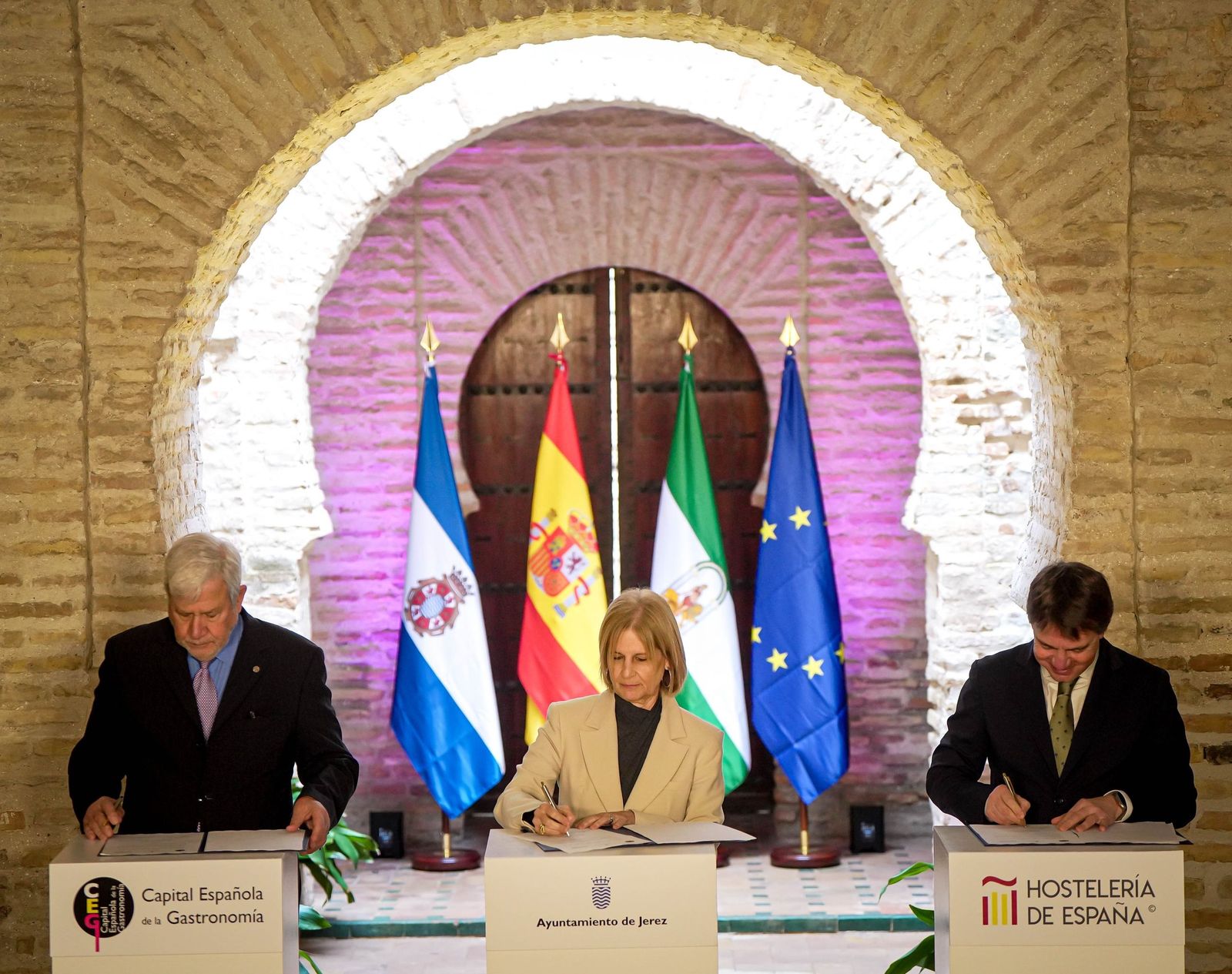 Día de la firma del reconocimiento de Jerez como Capital Española de la Gastronomía de 2026
