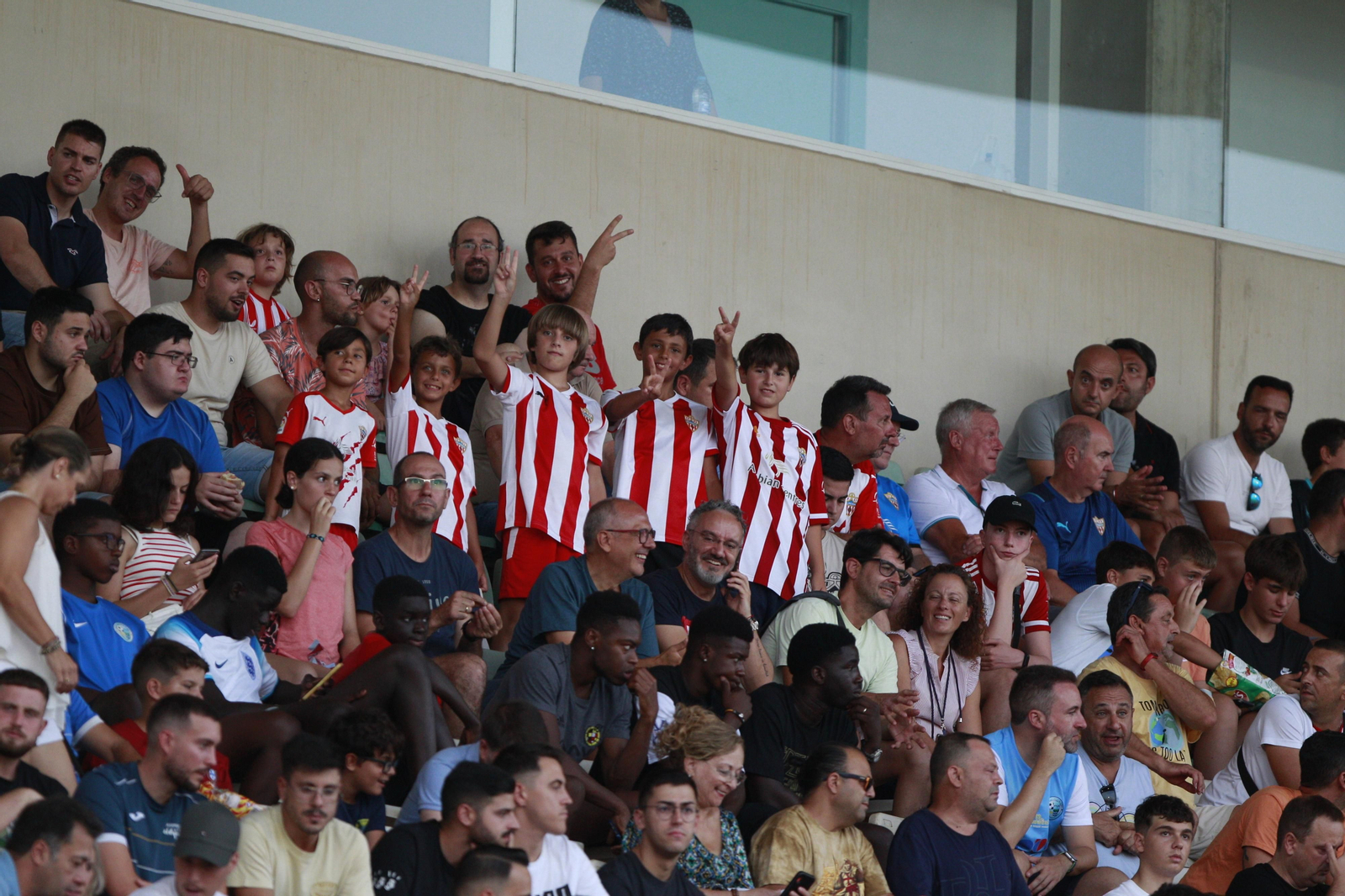 Imágenes del amistoso El Ejido-U.D. Almería