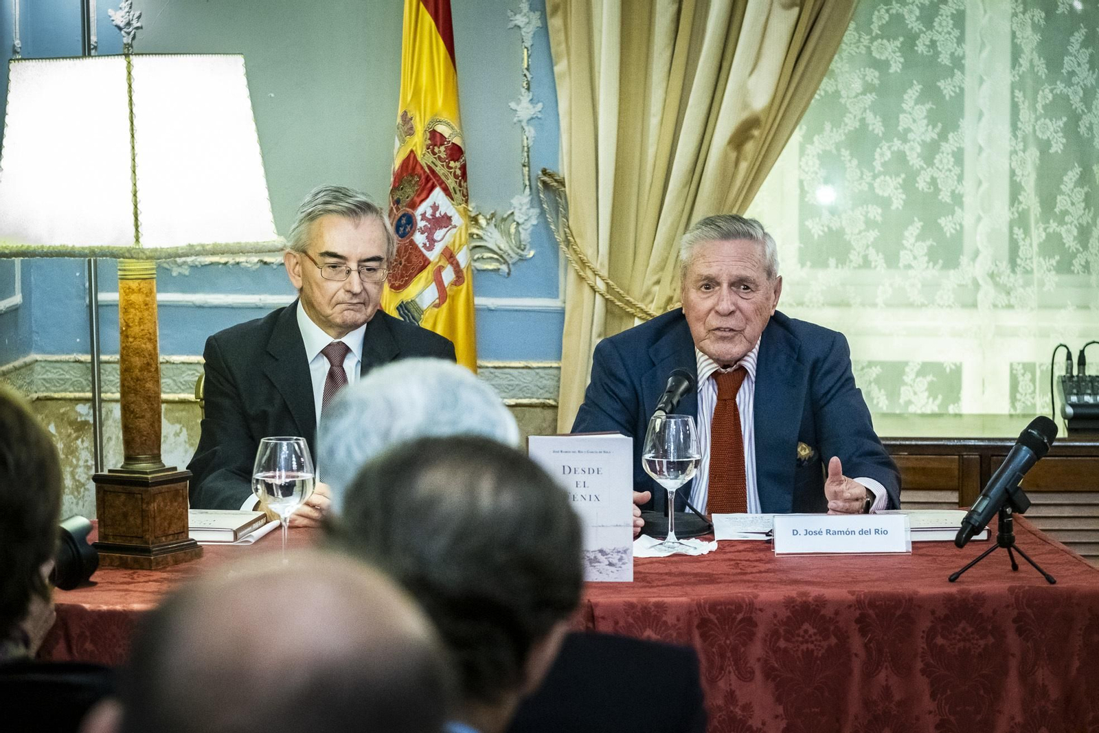 Presentación del libro de José Ramón del Río 'Desde el Fénix'
