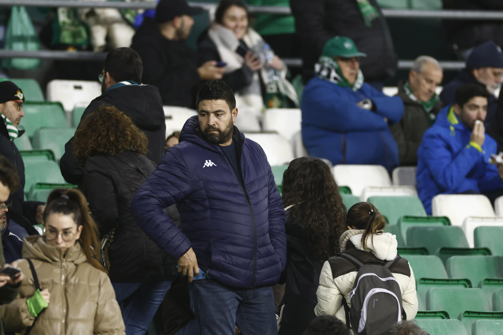 Búscate en las fotos del Betis-Osasuna