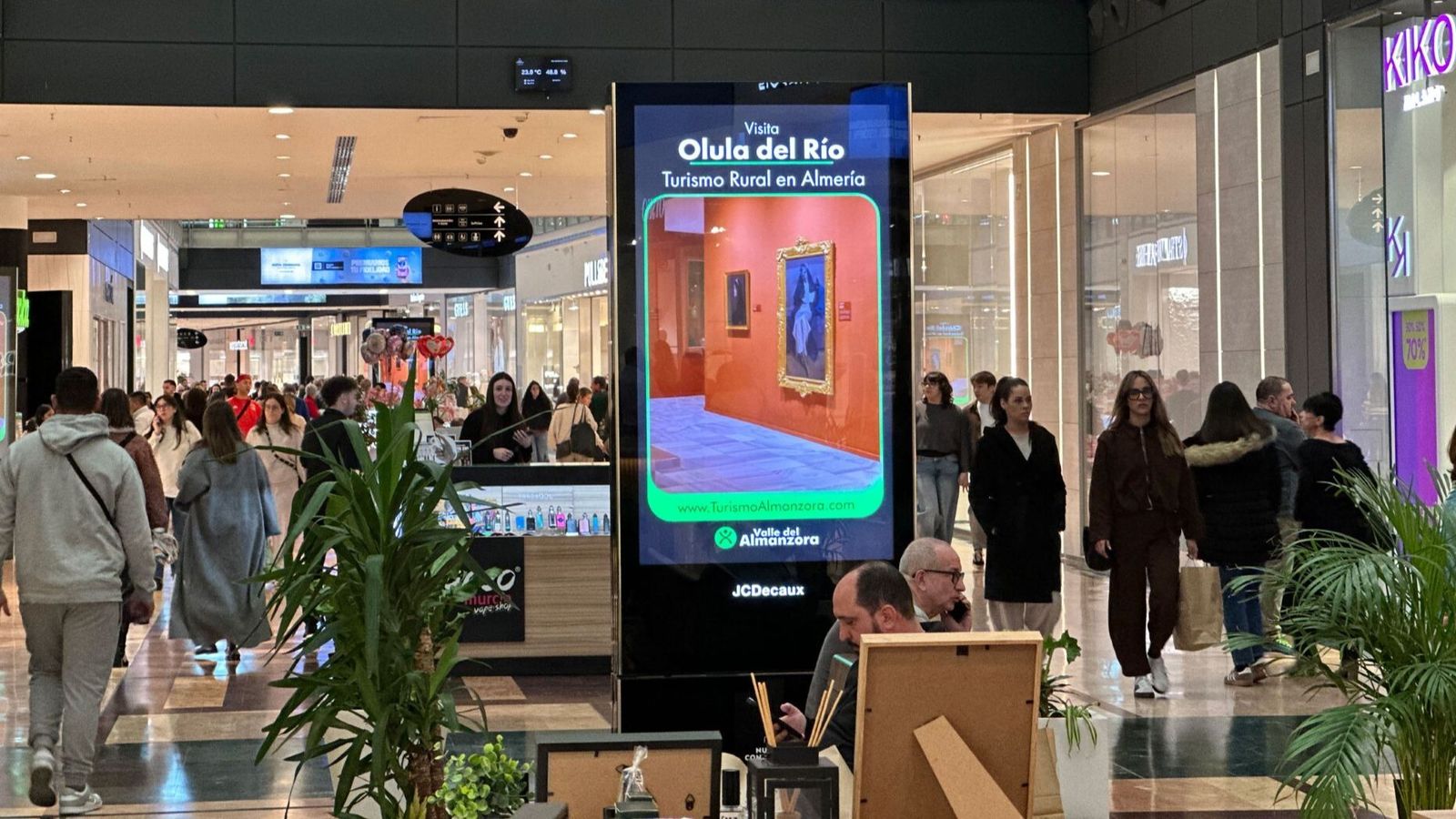 Publicidad del Valle del Almanzora en un centro comercial de Murcia.