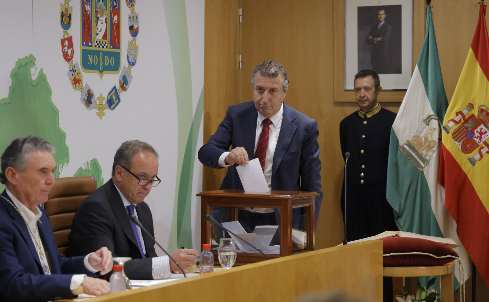 Pleno de constitución de la Diputación, todas las imágenes