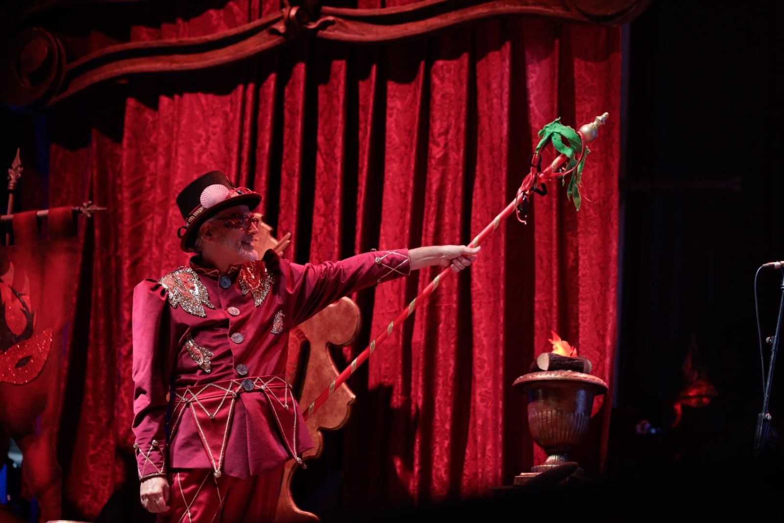 Búscate entre las mejores imágenes de la quema del dios Momo