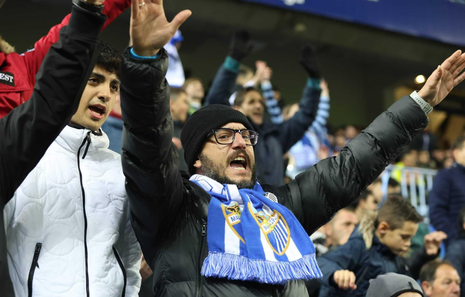 La indignación de la afición del Málaga CF, en imágenes