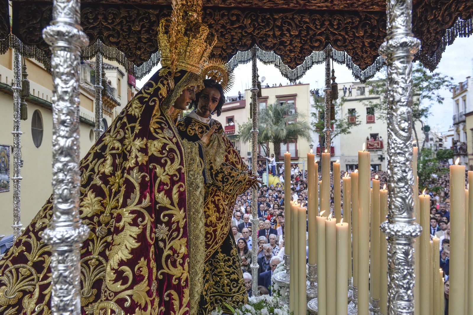 Las imágenes del Domingo de Ramos en Sevilla