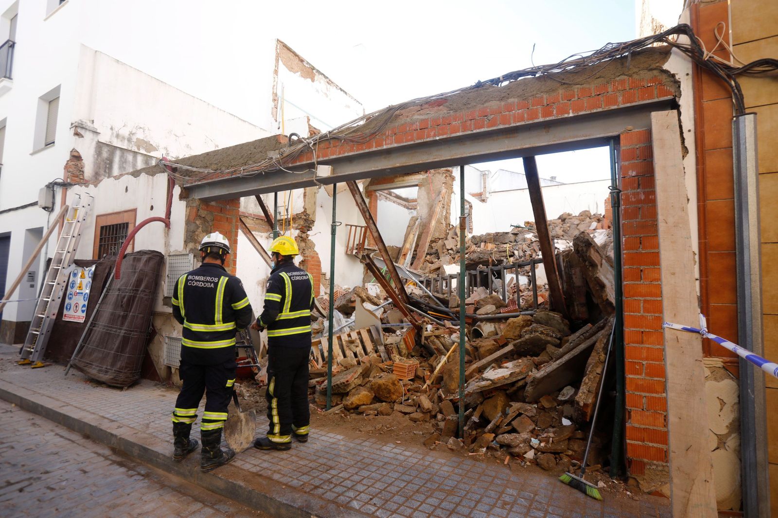 Derrumbe de un edificio en la calle San Acisclo de Córdoba.