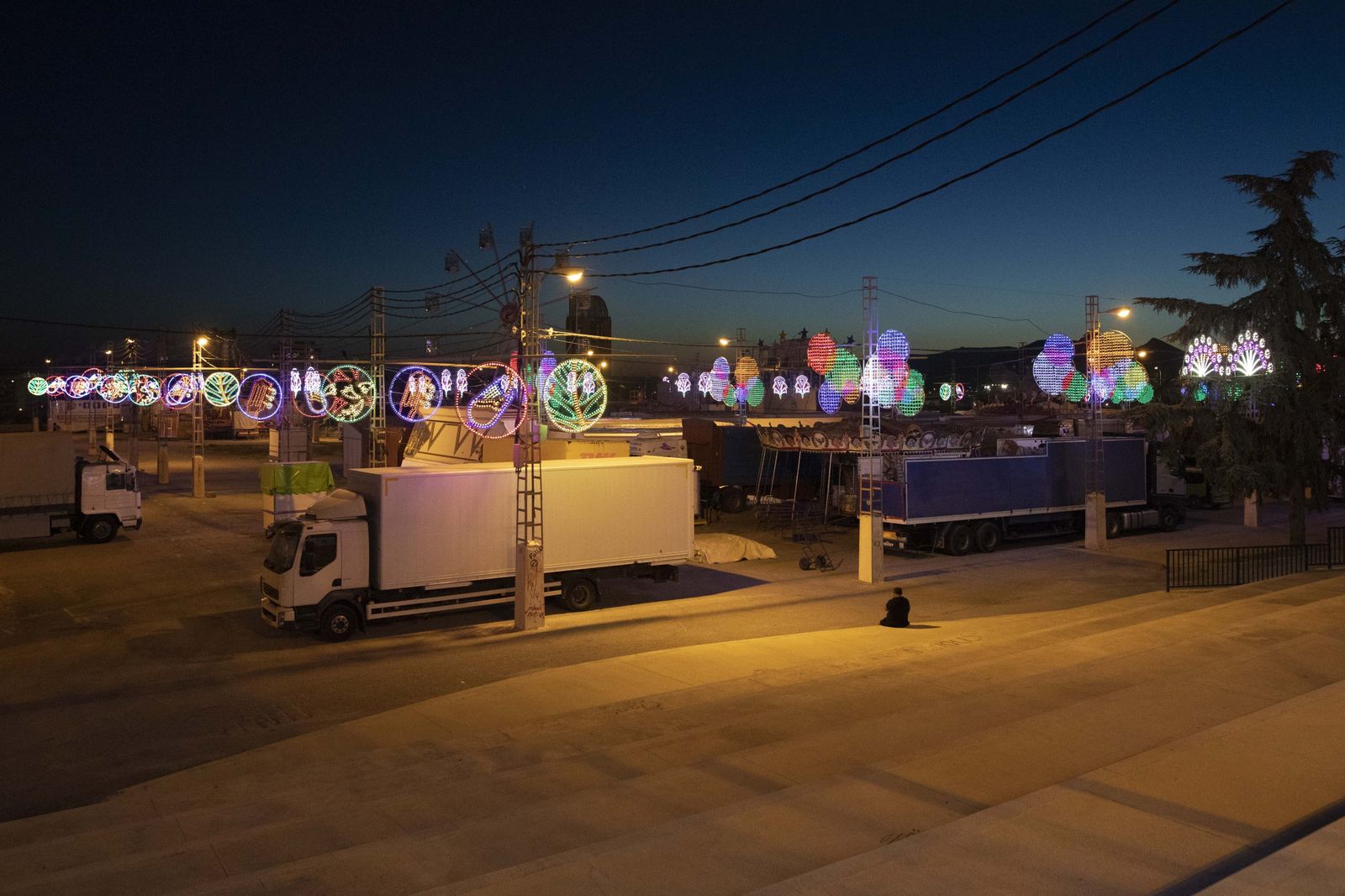 Ensayo general antes del Corpus: Así fue la prueba del encendido del ferial de Granada