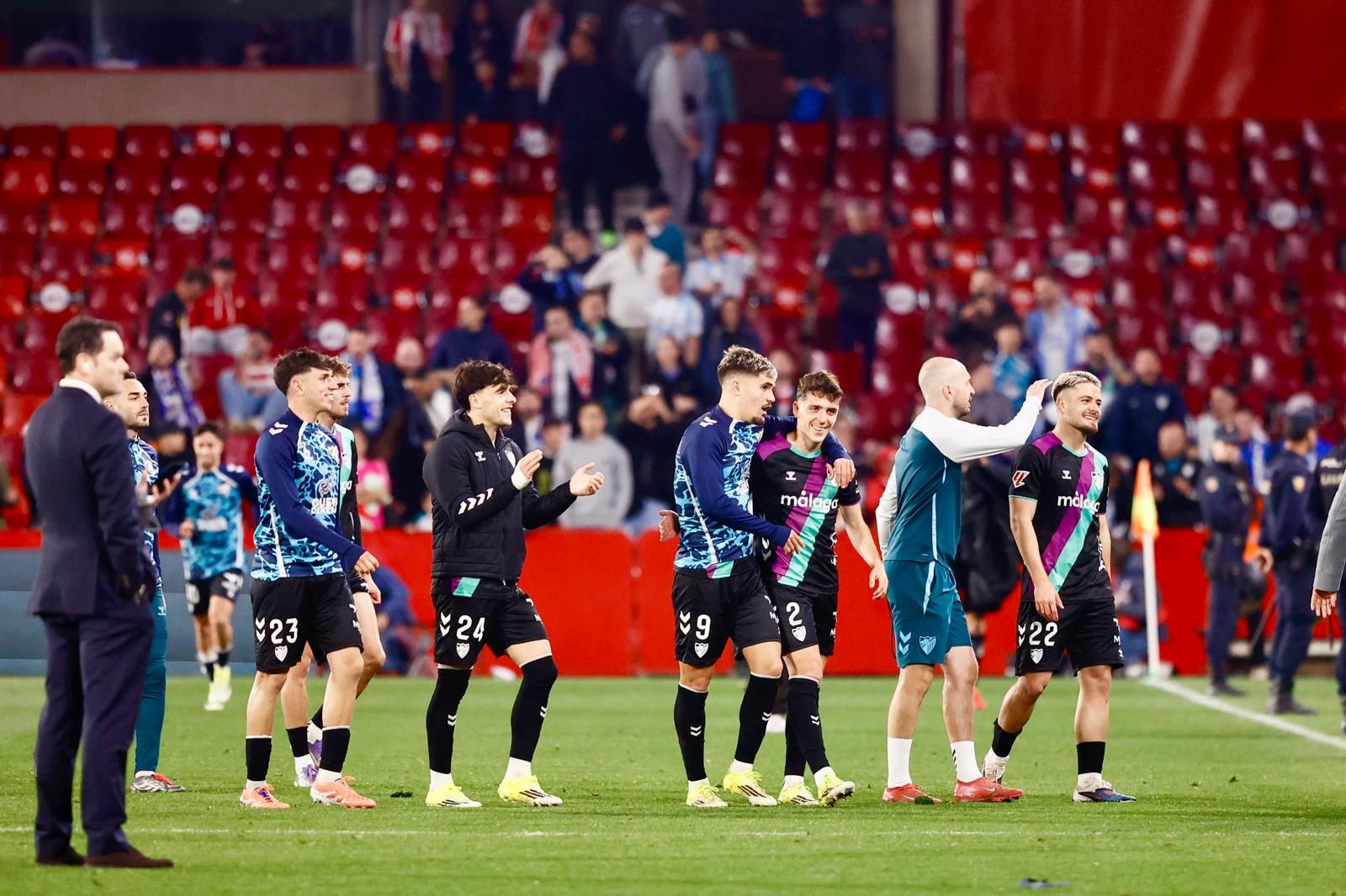 El Granada-Málaga CF, en fotos