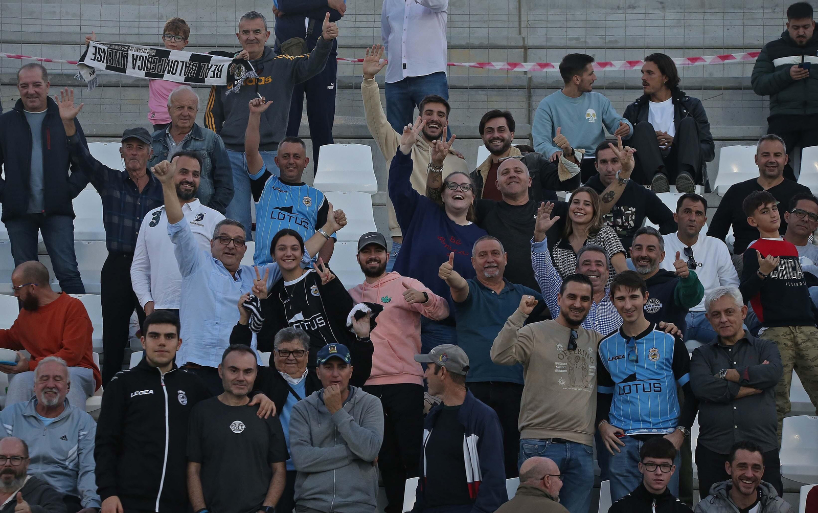 Búscate durante el Balona - Sevilla Atlético en el Ciudad de La Línea