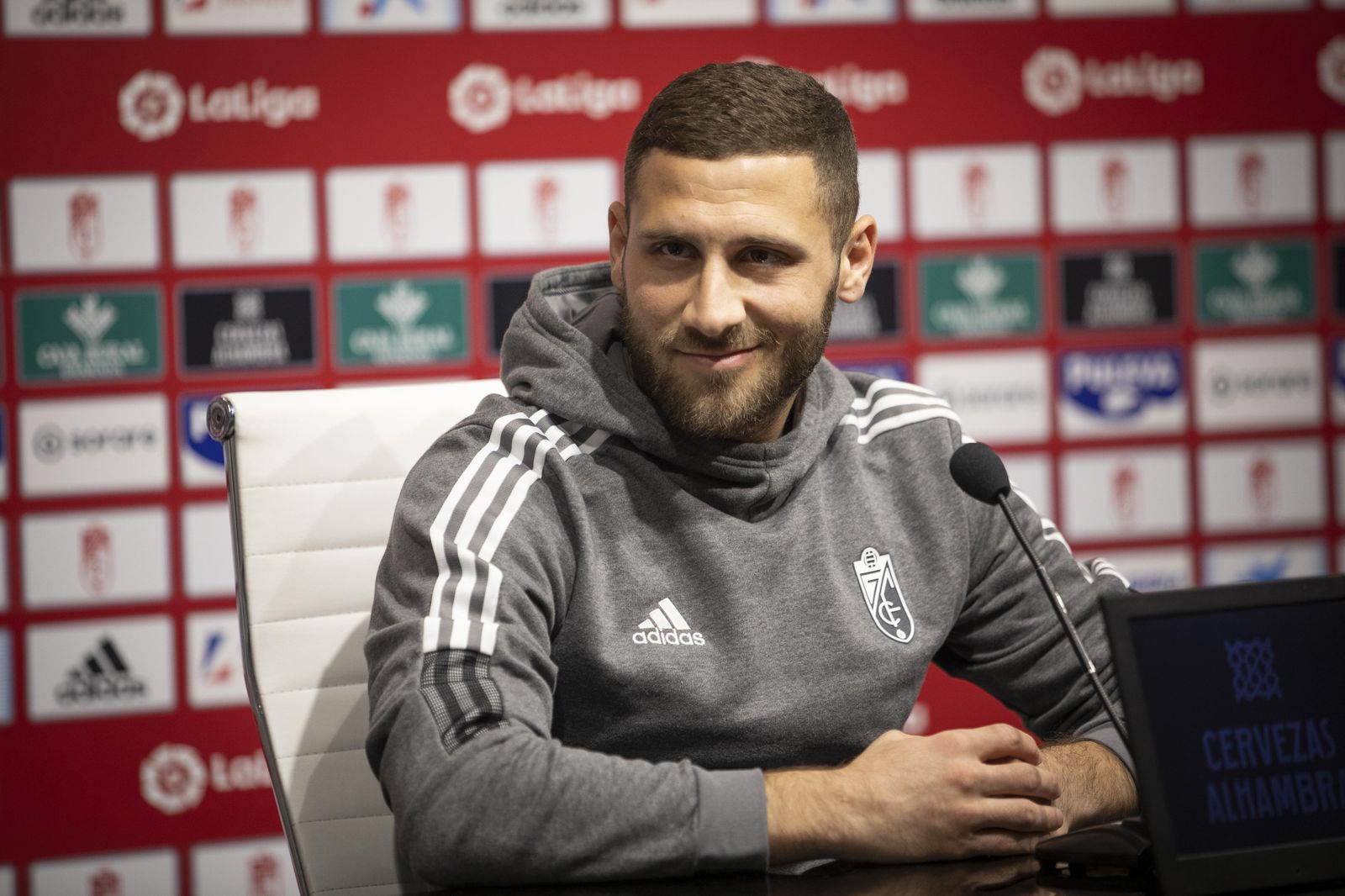 Las mejores imágenes de la presentación de Shon Weissman