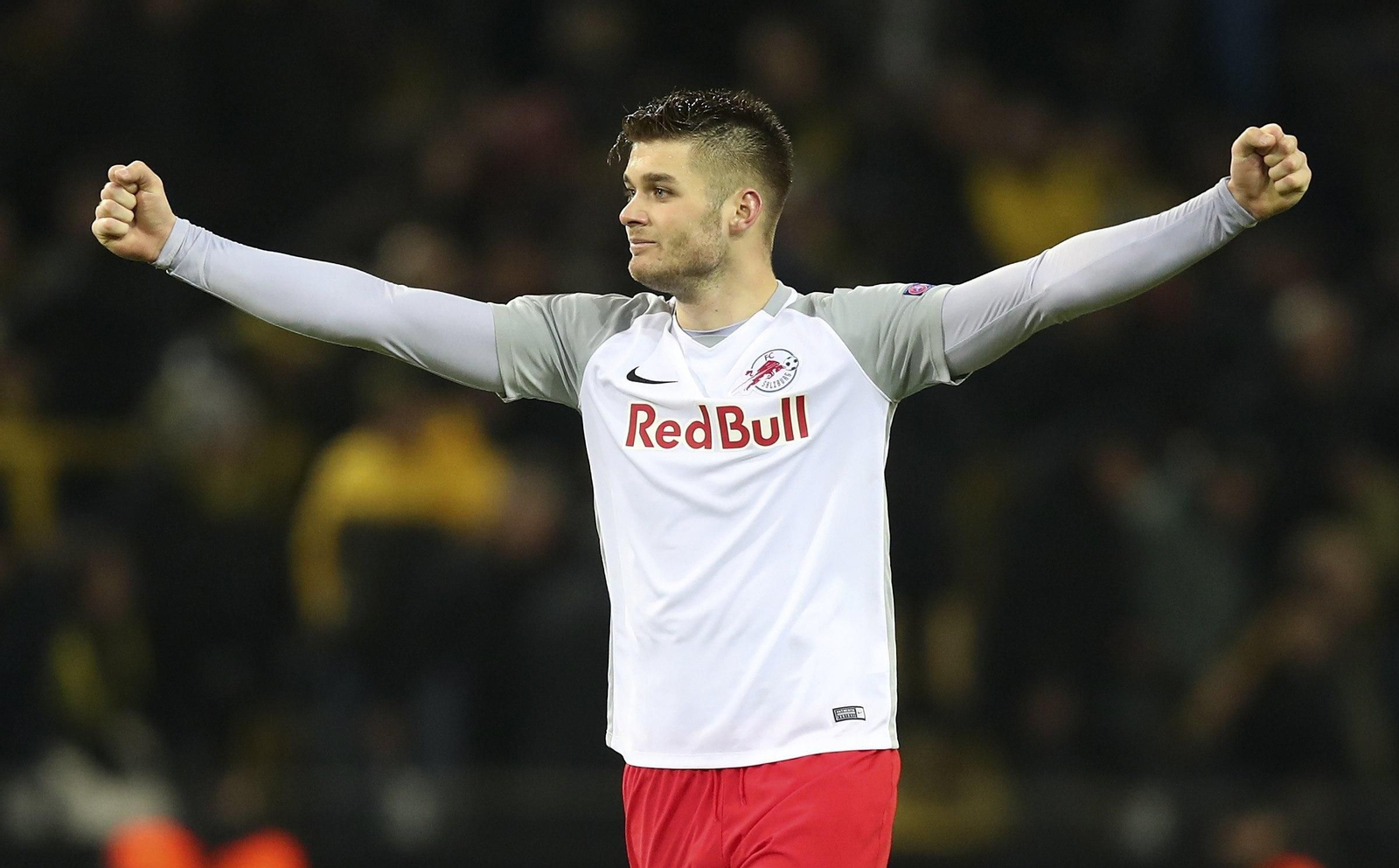 Caleta-Car celebra un gol con el Red Bull Salzburgo.