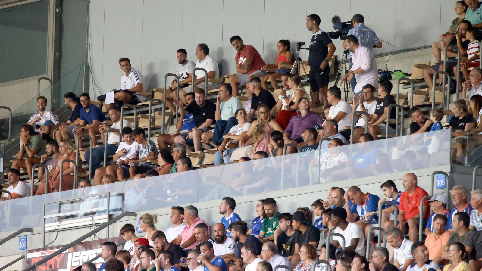 Búscate en el Xerez CD - Salerm Puente Genil en Chapín