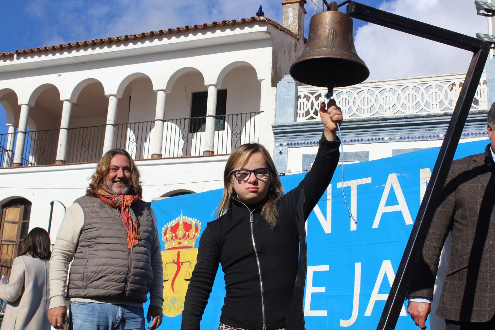Fotografías de cómo son las Precampanadas de Jabugo con 12 lonchas de jamón