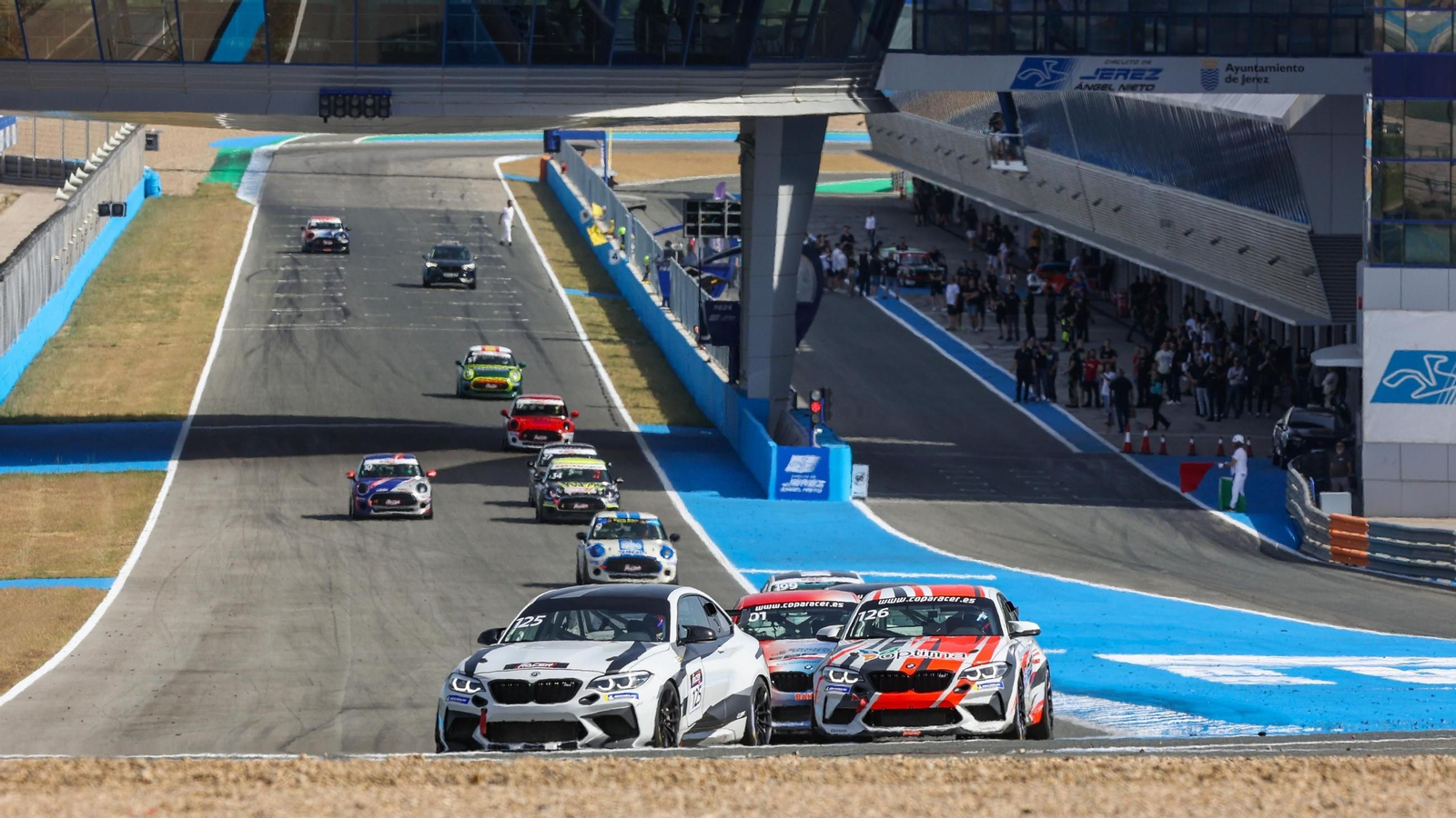 La emoción del automovilismo nacional vuelve este fin de semana al Circuito. La emoción del automovilismo nacional vuelve este fin de semana al Circuito.