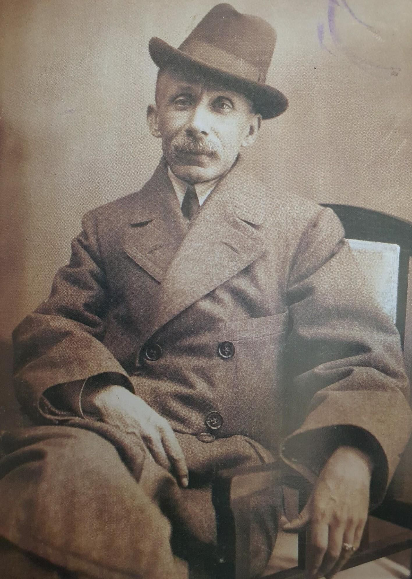 Luis Seco de Lucena.