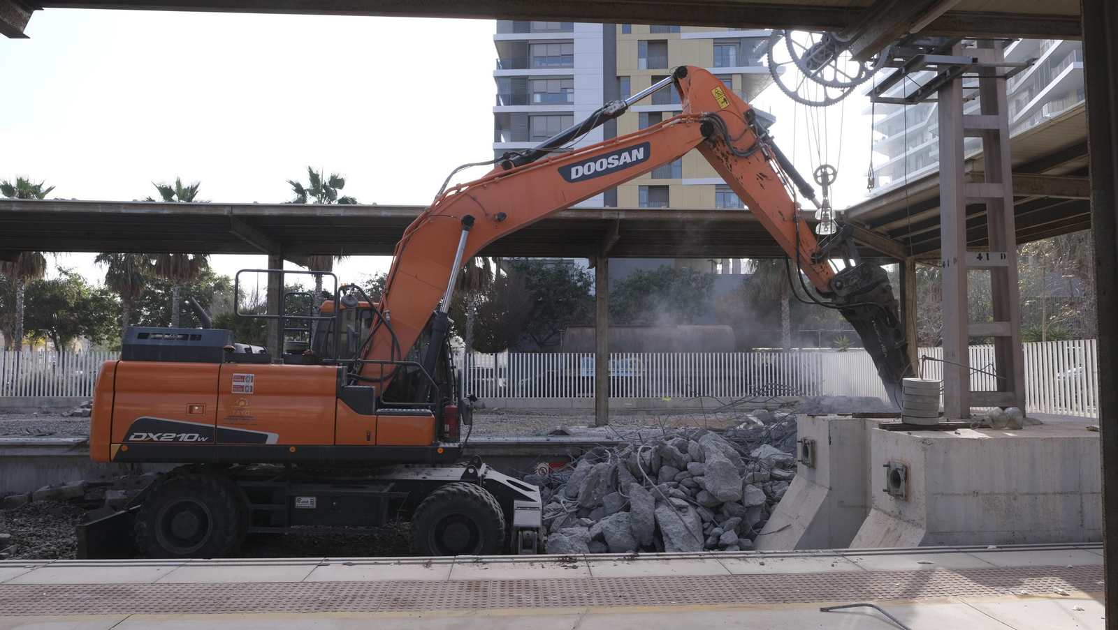 Trabajos para acomodar la estación provisional de las obras del soterramiento