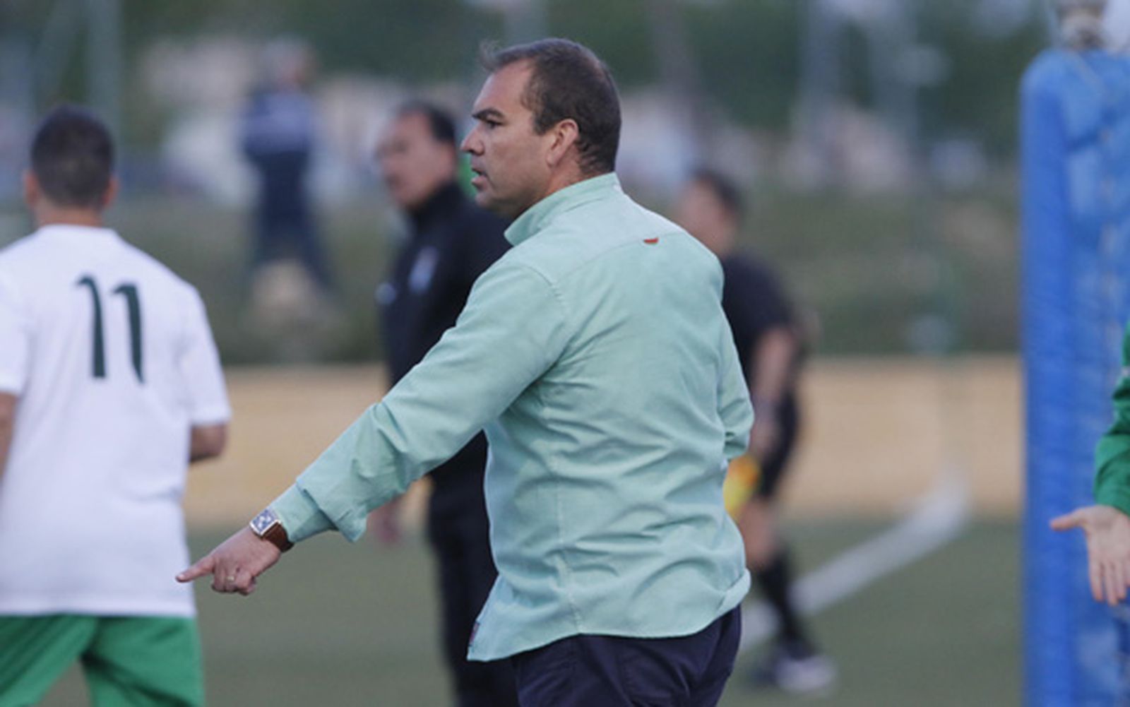 Javi Rivas, entrenador del Rota, cree que el ataque del Xerez CD es de los mejores de la categoría. /Manuel Aranda