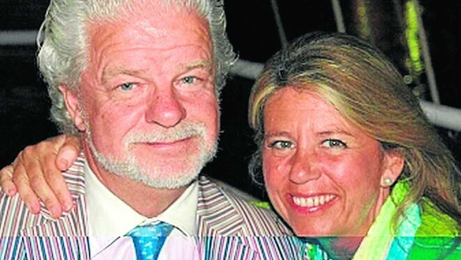 La alcaldesa de Marbella, junto a su marido.