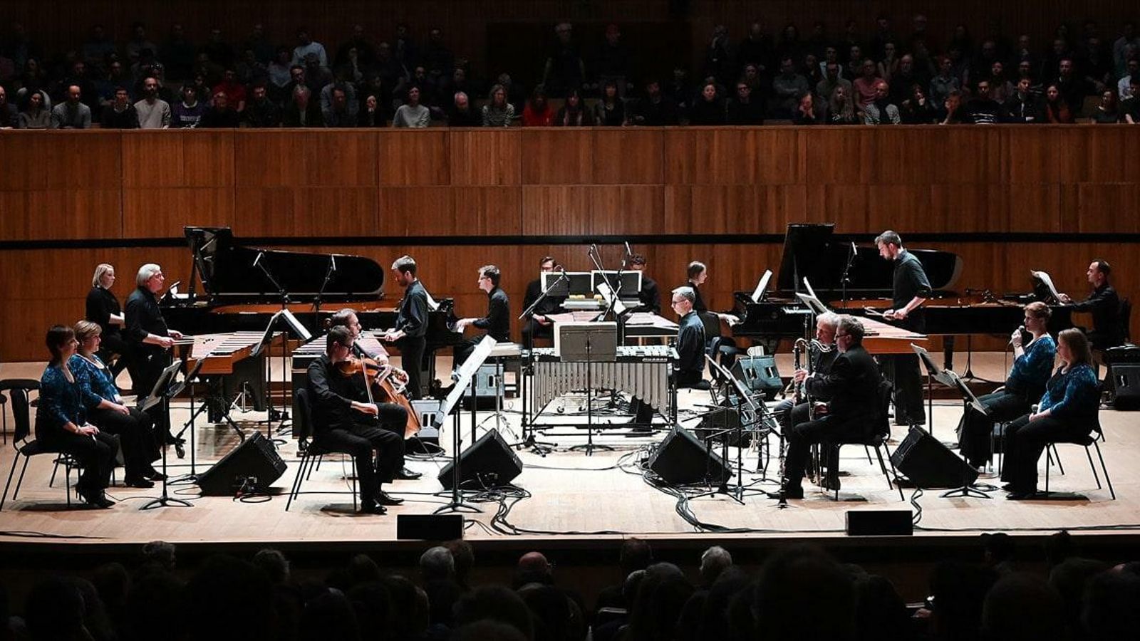 La London Sinfonietta.