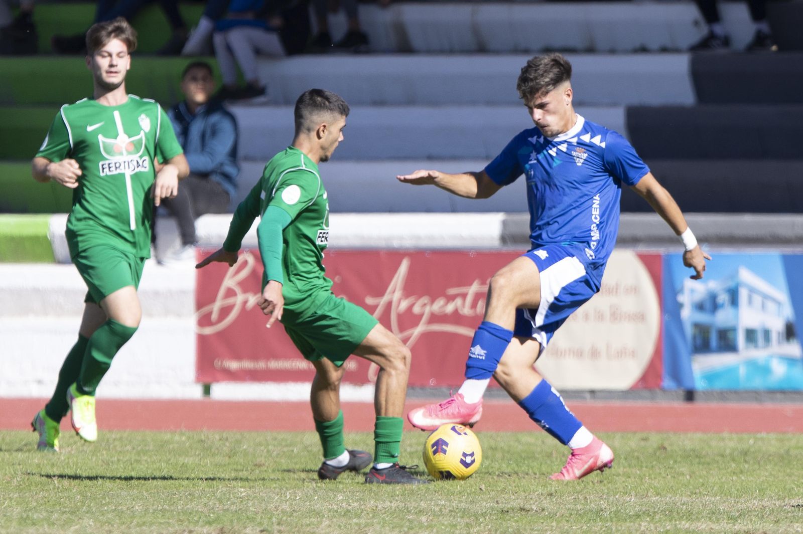 Maracena y Atarfe empataron a uno.