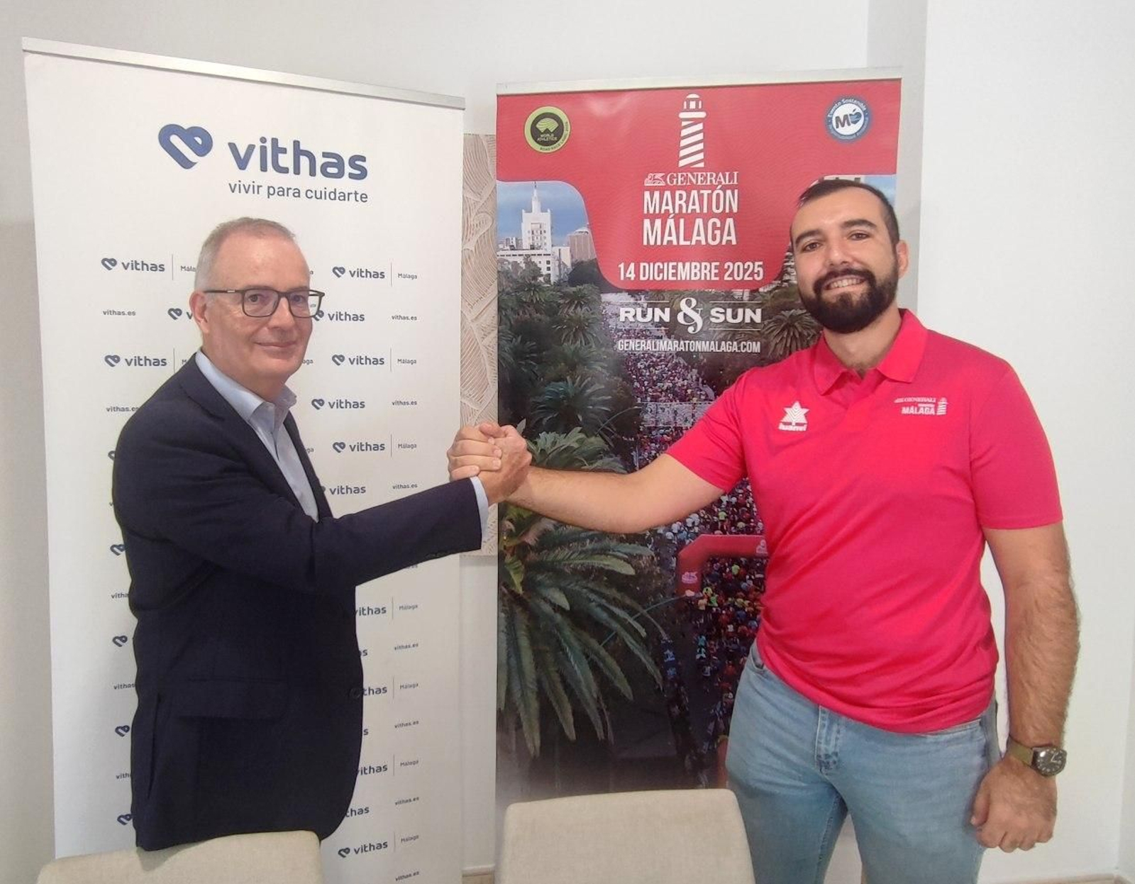 Firma acuerdo Vithas Generali Maratón Málaga.