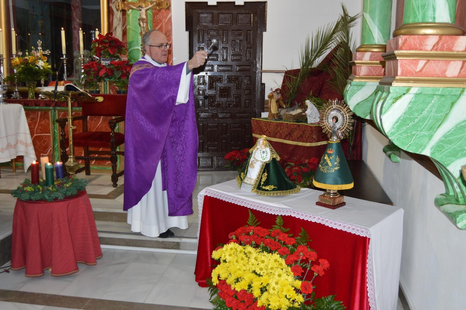 Fotografías de la celebración del 175 aniversario de la Guardia Civil en Iznájar