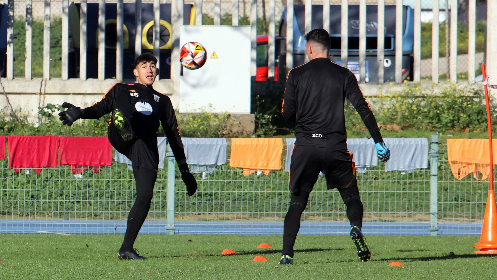 Xerez CD vuelve a entrenar en el anexo de Chapín 11 años después