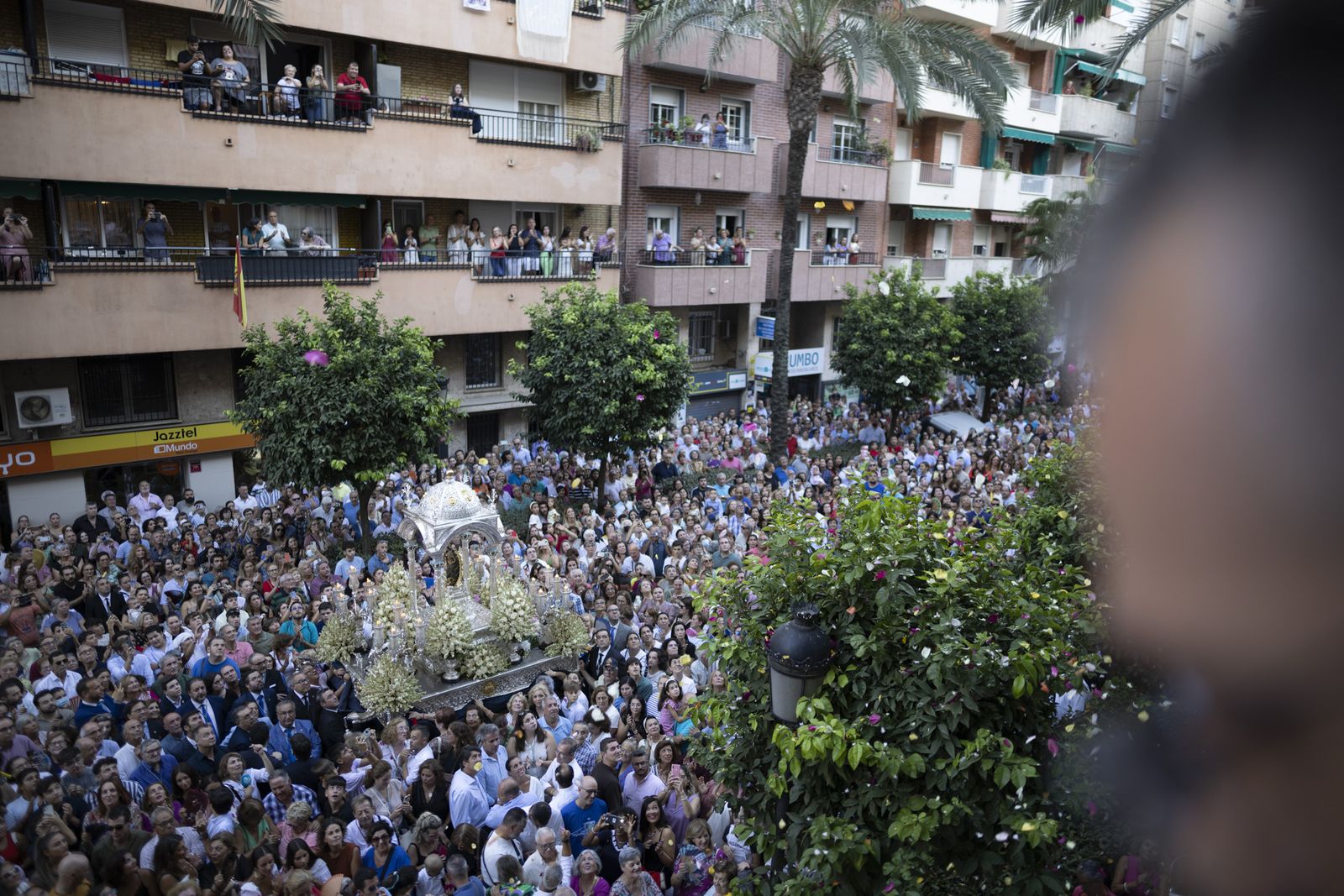 Imágenes de la salida de la Virgen de la Cinta desde la Catedral hacia el Santuario