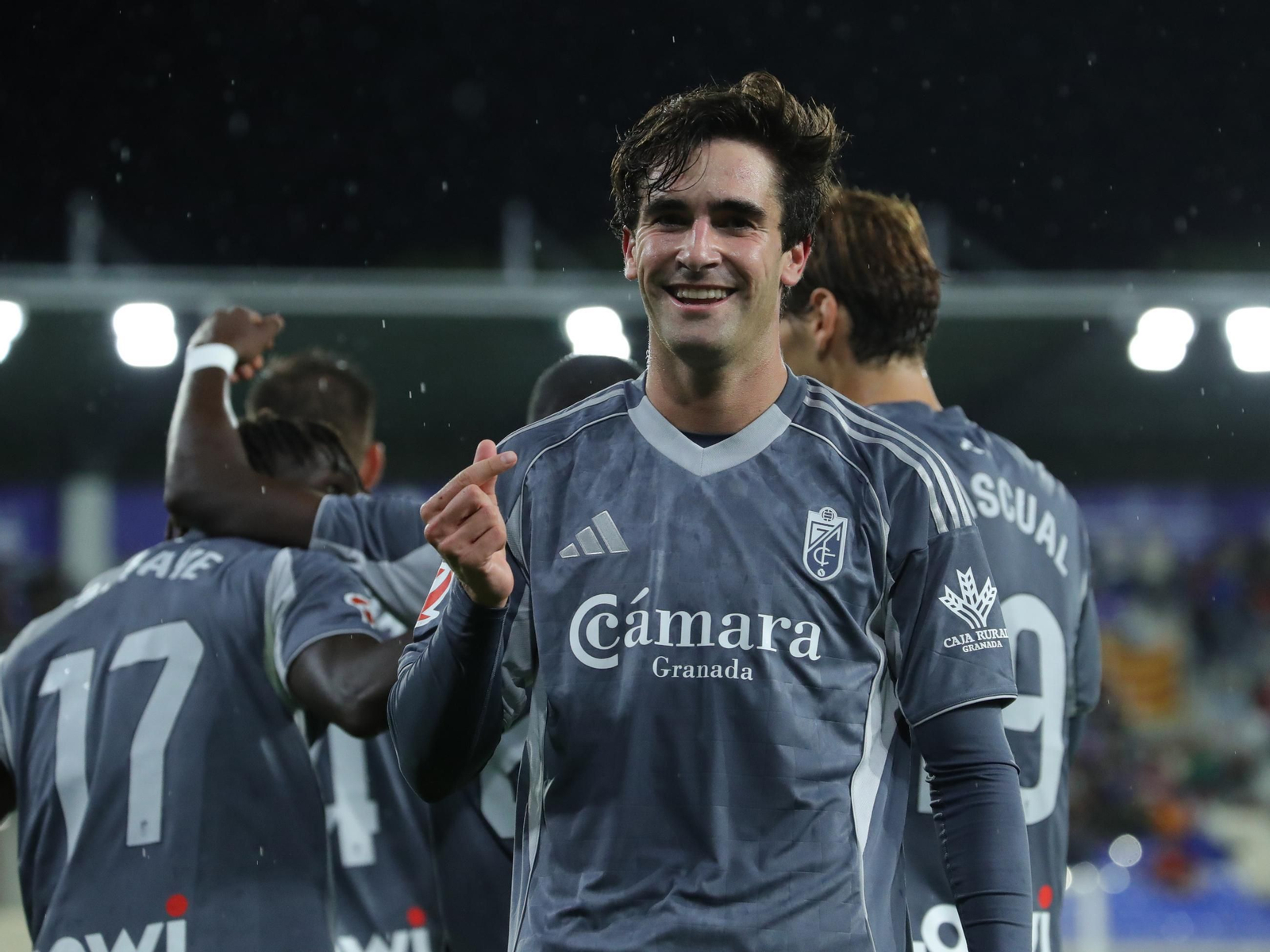 Alemañ celebra su segundo gol de la temporada