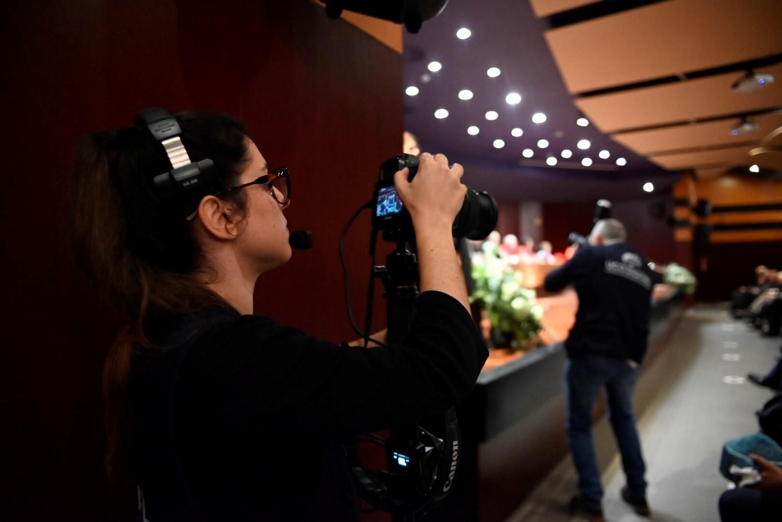 Las fotografías de la investidura de Pilar León-Castro y Rafael Illescas como doctores honoris causa en Córdoba
