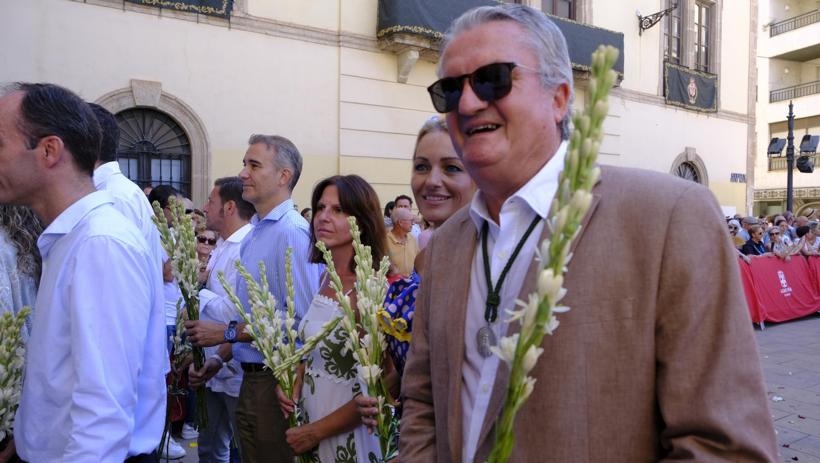 La ofrenda floral a la Virgen del Mar en la Feria de Almería 2025, en imágenes