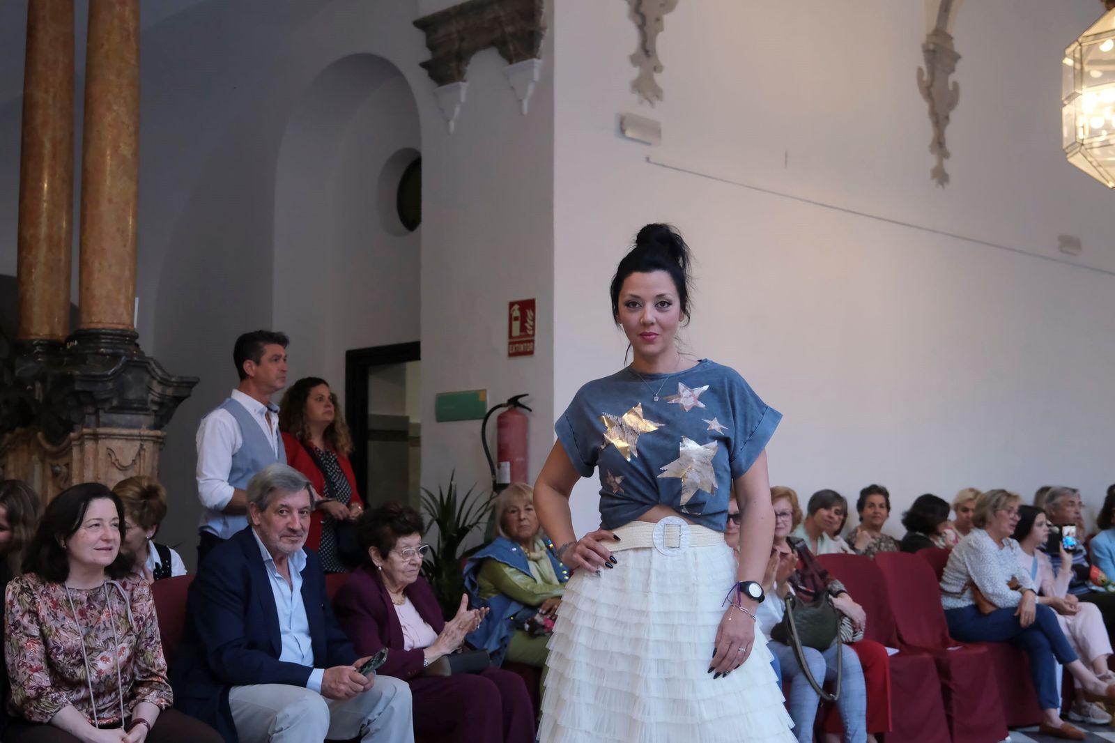 El desfile benéfico de la Asociación Alzheimer Córdoba 2023, en imágenes