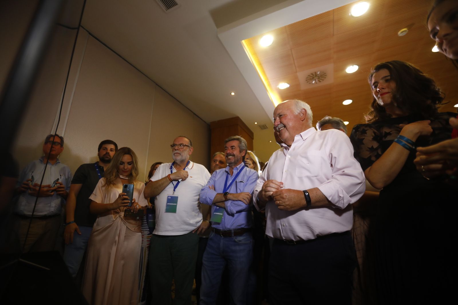 Las fotografías de la fiesta del PP de Córdoba tras su histórica victoria en las elecciones andaluzas
