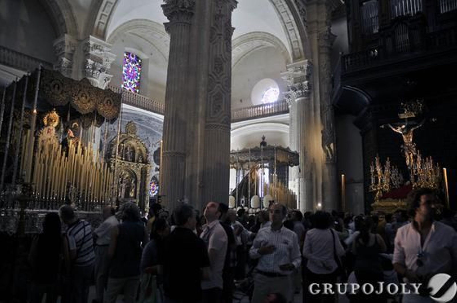 Aspecto del Salvador con la Virgen de las Mercedes de Pasión, el Cristo del Amor y la Virgen del Socorro.

Foto: Juan Carlos Vázquez