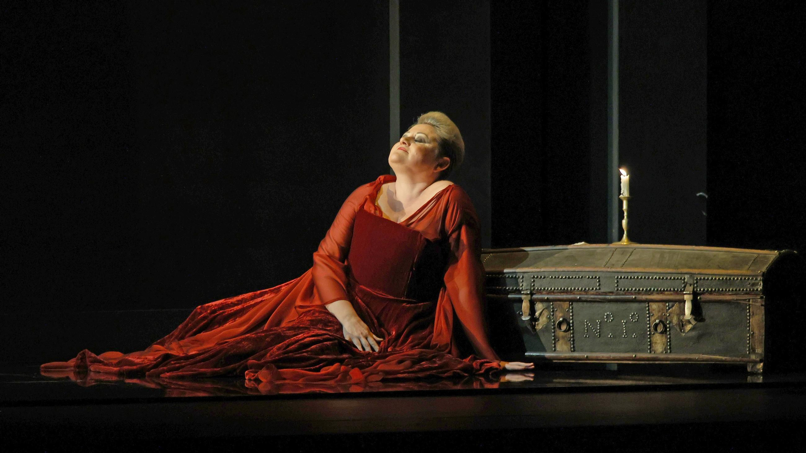Imágenes de la ópera Macbeth en el Teatro Villamarta de Jerez
