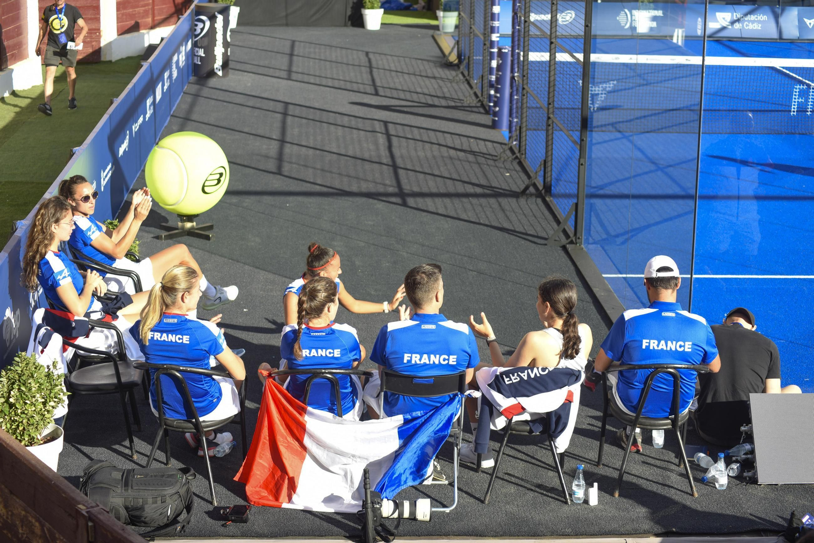 Fotos de la primera jornada del FIP Euro Pádel Cup de La Línea