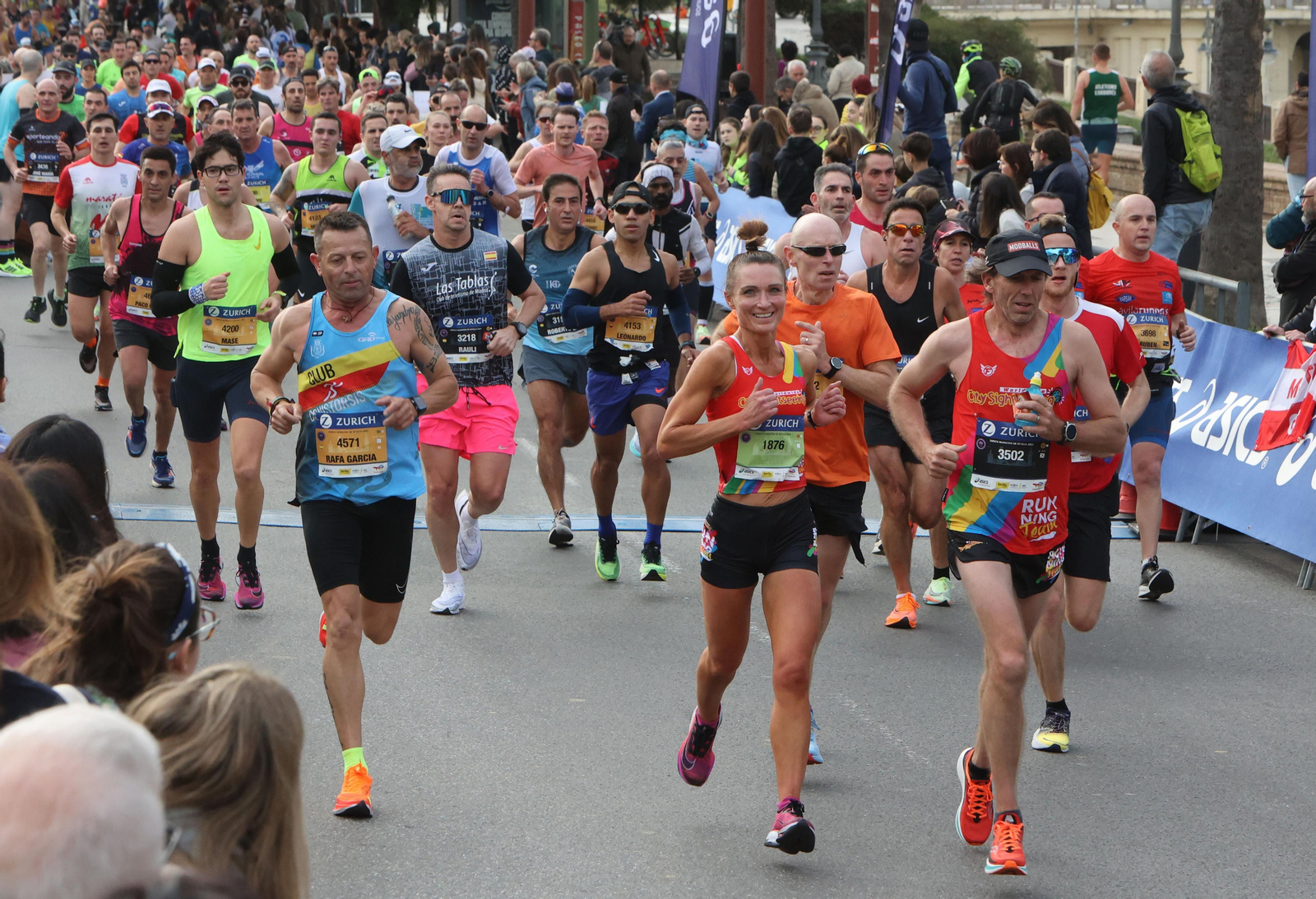 Búscate en la maratón de Sevilla 14