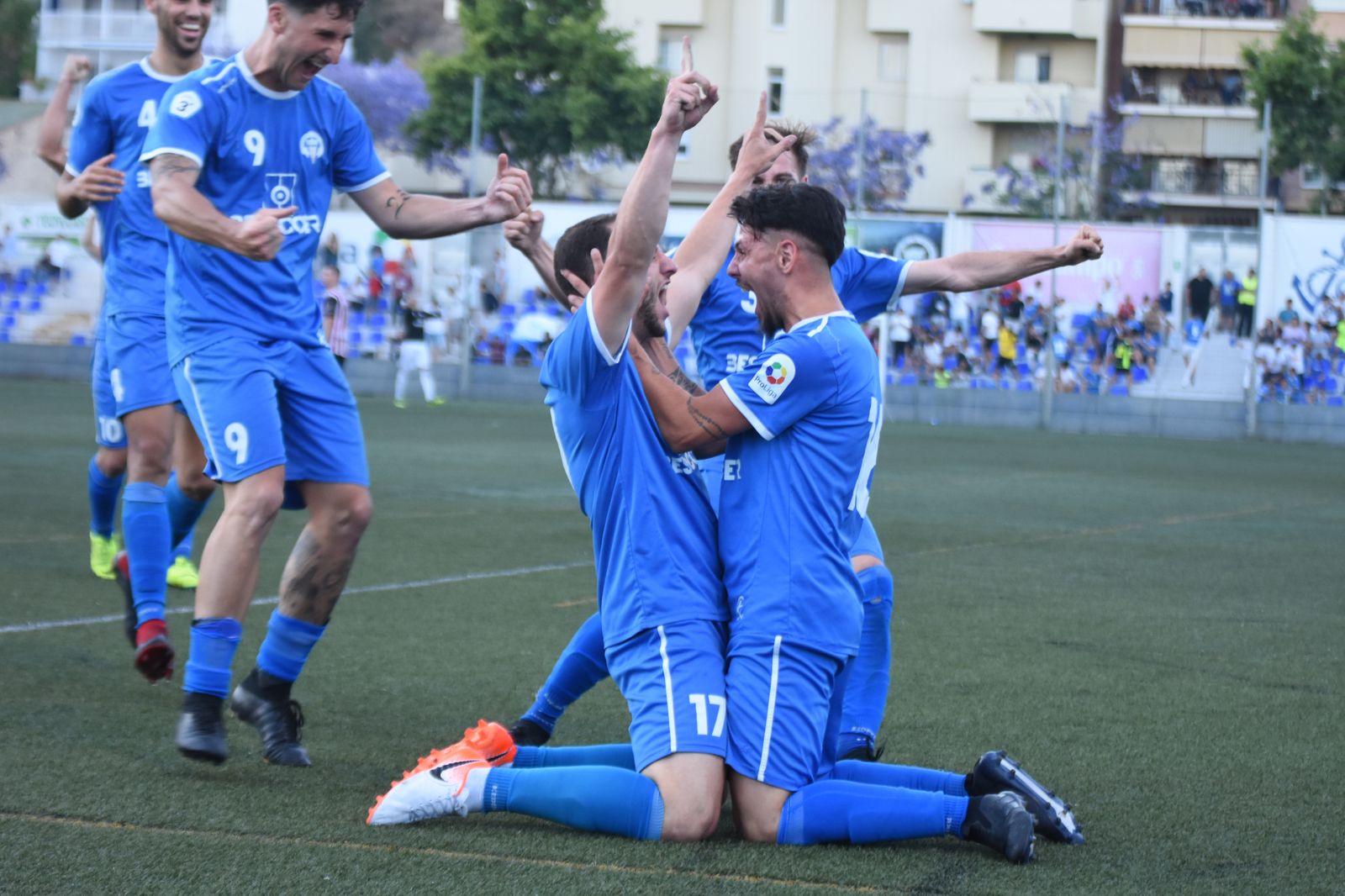Cazorla celebra el 2-0 ante el Illueca.