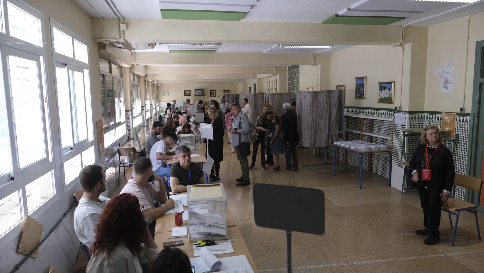 Imágenes de las votaciones en las Elecciones Municipales 2023, en Almería capital