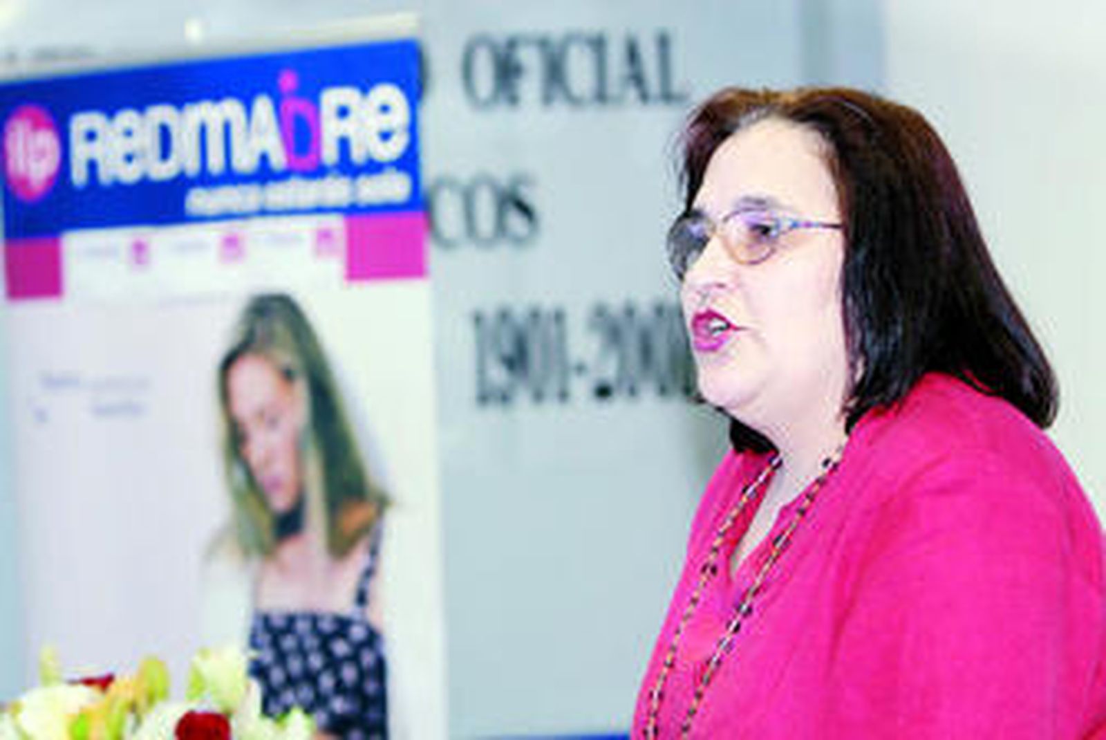 María Esperanza Puente expuso su experiencia abortista en el Colegio Oficial de Médicos .