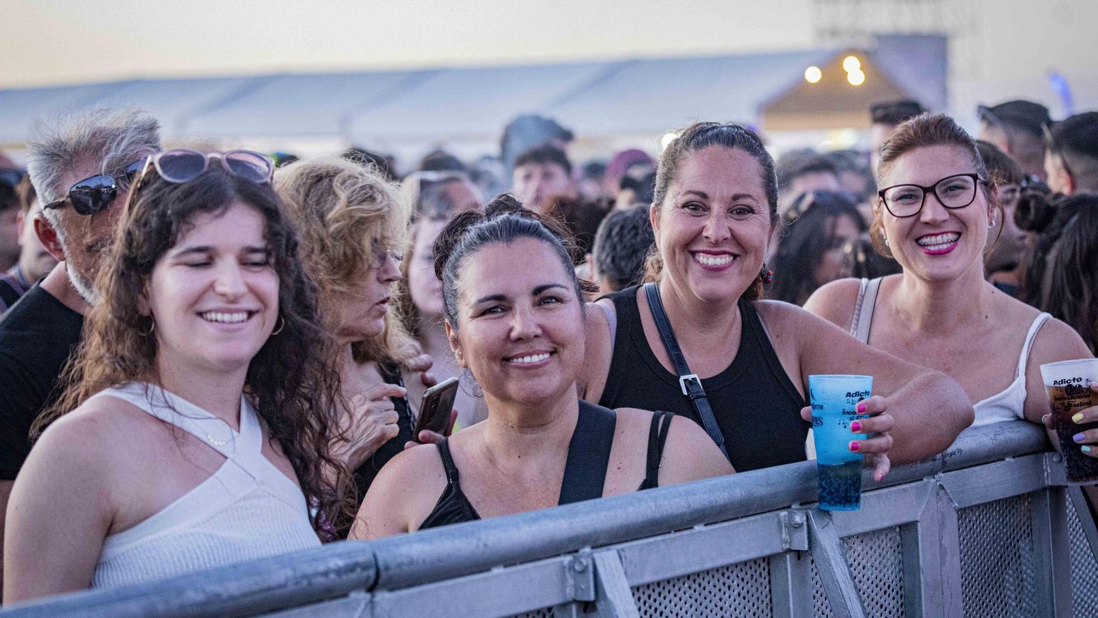 Búscate en las imágenes del jueves de Puro Latino 2024 en El Puerto